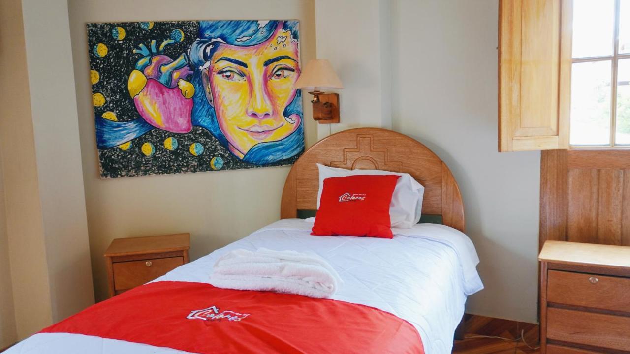 Colores Hotel Apu-Linli Pisac Exterior photo